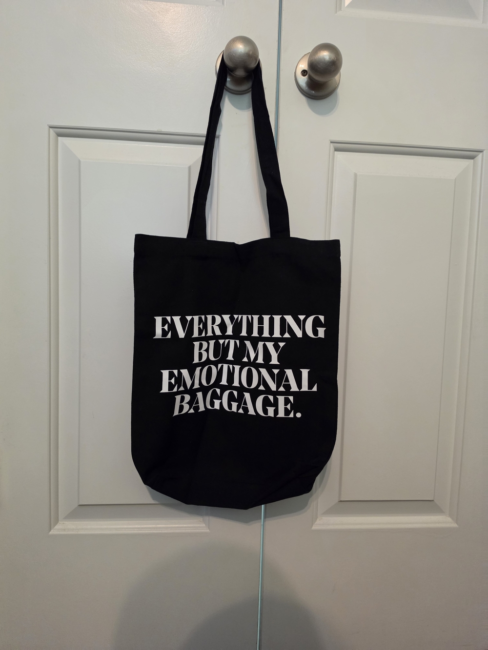 Black Graphic Tote Bag "Everything But My Emotional Baggage" by IL MAKIAGE